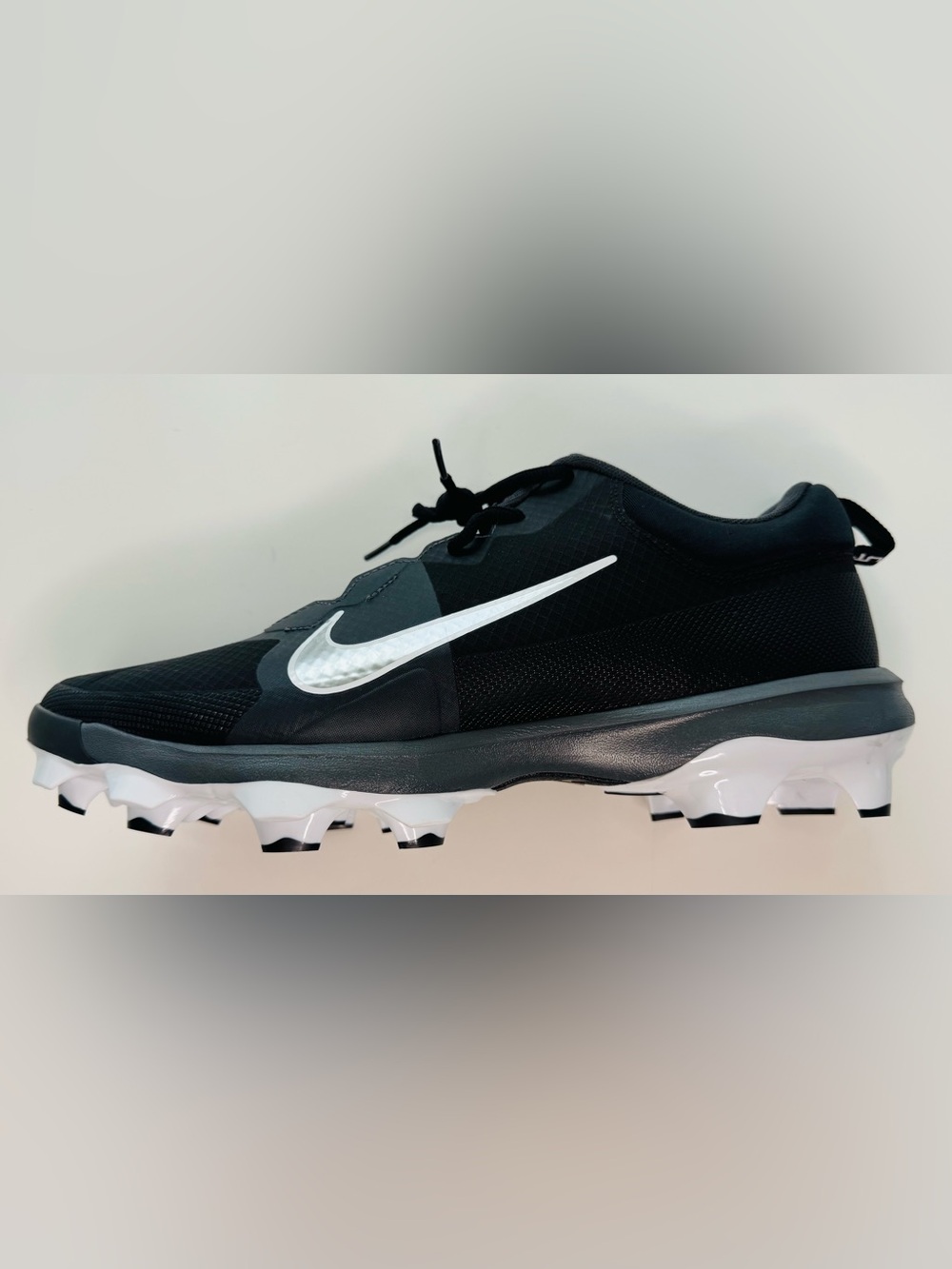 Nike Black/White Men's Athletic Golf Spiked Shoe
